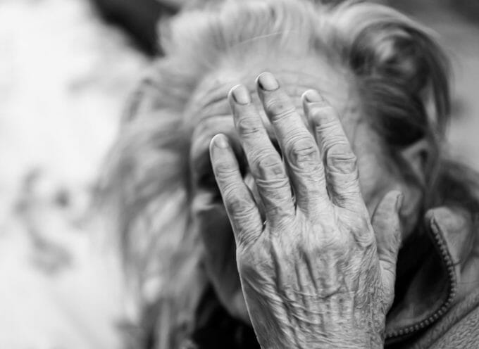 Depressione e anziani: come riconoscere la malattia?